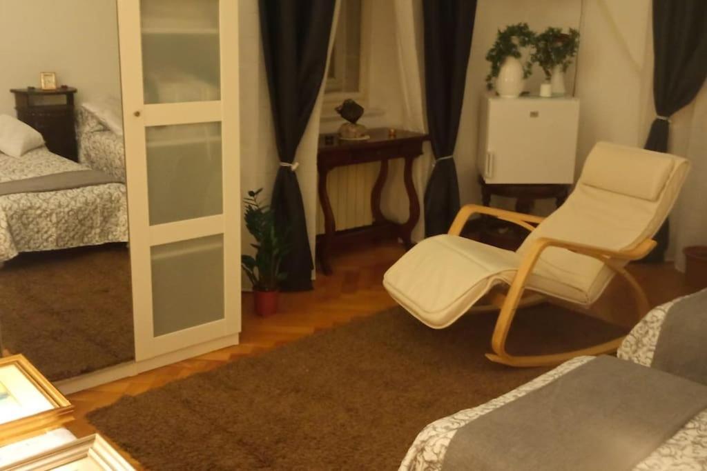 Ferienwohnung La Casa Di Lu Triest Exterior foto